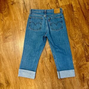 Excellent Distressed Big E Vintage Wedgie Straight Levi’s. 28 x 26.